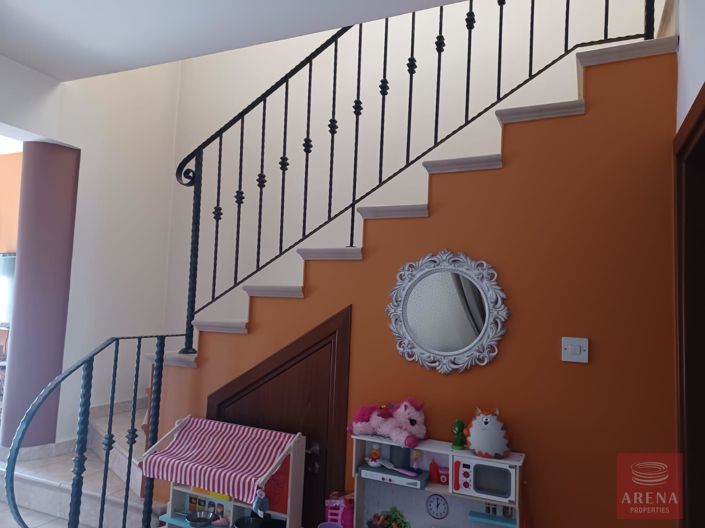 Image No.13-3 Bed Villa for sale