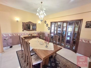 8-5-bed-villa-livadia-9182