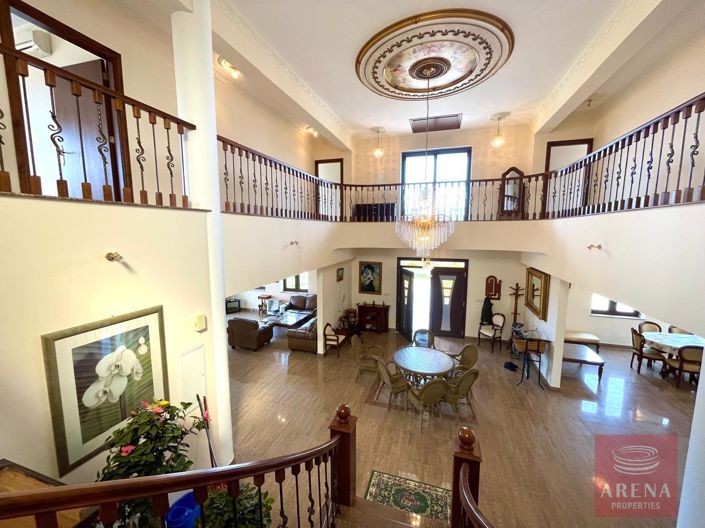 Image No.11-Villa de 5 chambres à vendre à Famagusta