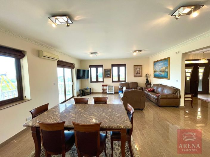 Image No.13-Villa de 5 chambres à vendre à Famagusta