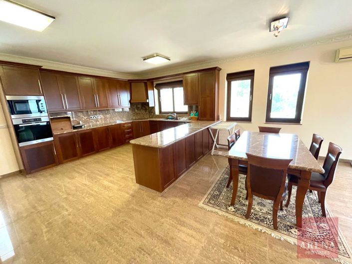 Image No.14-Villa de 5 chambres à vendre à Famagusta