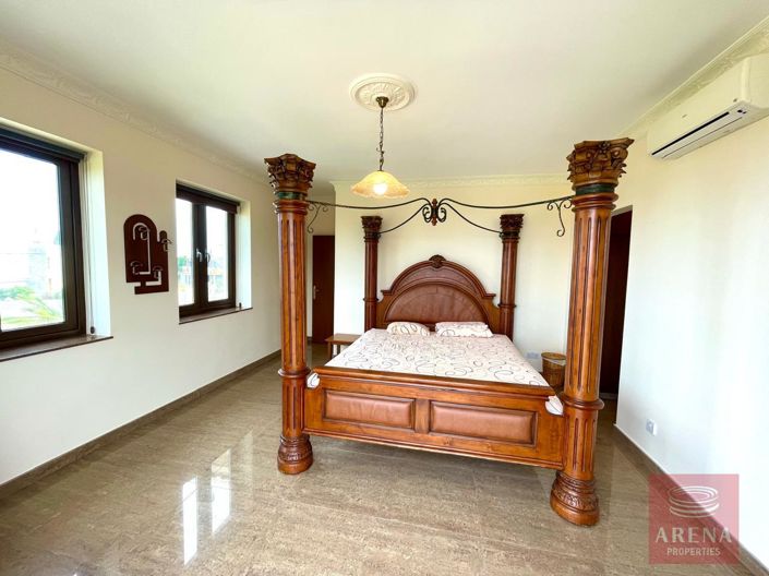 Image No.28-Villa de 5 chambres à vendre à Famagusta