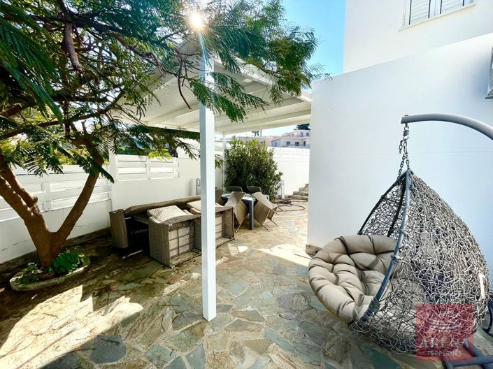 Image No.16-2 Bed Apartment for sale