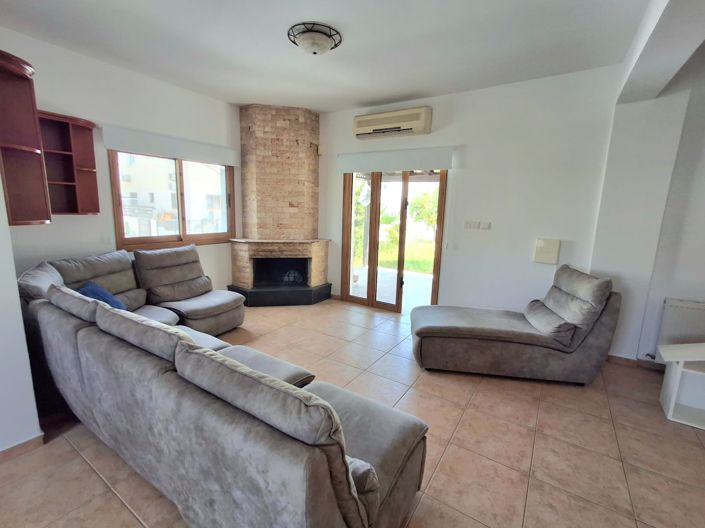 Image No.13-Villa de 5 chambres à vendre à Larnaca