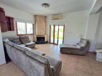 1-5-bed-villa-oroklini-9358-13