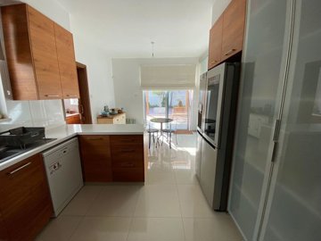 1-villa-in-livadia-9395-11