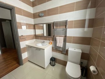 1-villa-in-livadia-9395-8