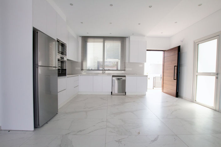 Image No.13-4 Bed Villa for sale