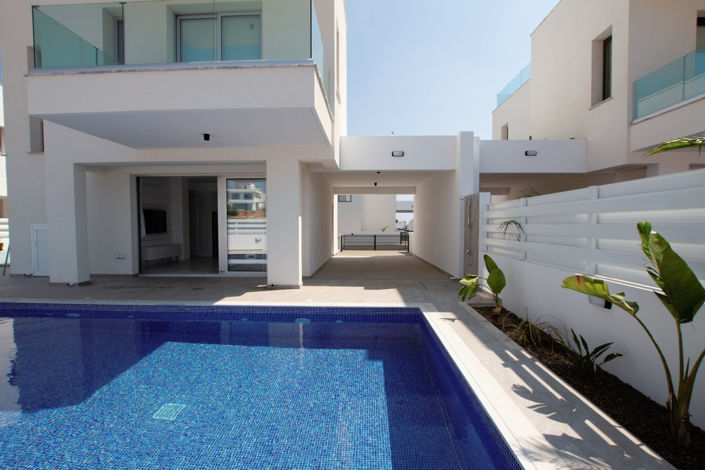 Image No.48-4 Bed Villa for sale