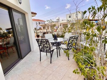 10-4-bed-villa-in-livadia-9442