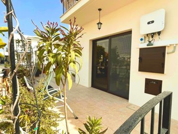 11-4-bed-villa-in-livadia-9442