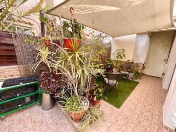 15-4-bed-villa-in-livadia-9442