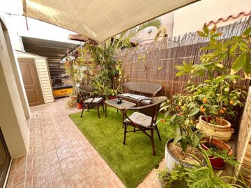 8-4-bed-villa-in-livadia-9442