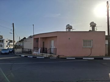 Bungalow de 2 chambres à vendre à Larnaca