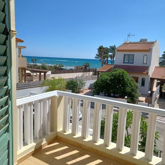 Image No.4-2 Bed Villa for sale