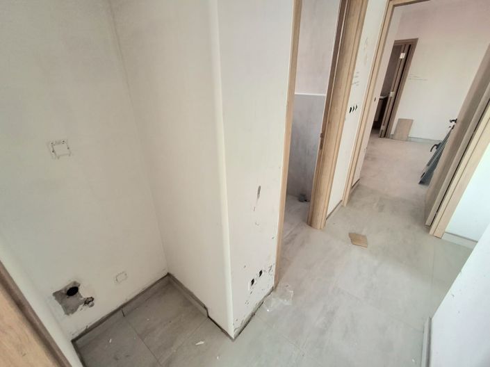 Image No.13-2 Bed Apartment for sale