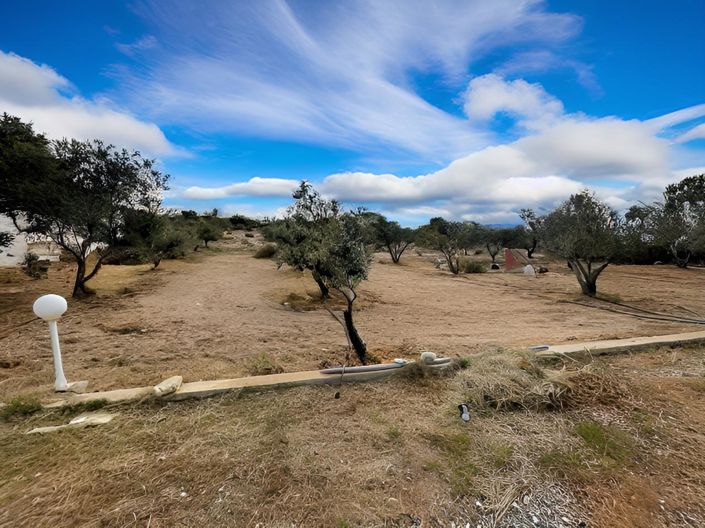 Image No.41-Villa de 4 chambres à vendre à Larnaca