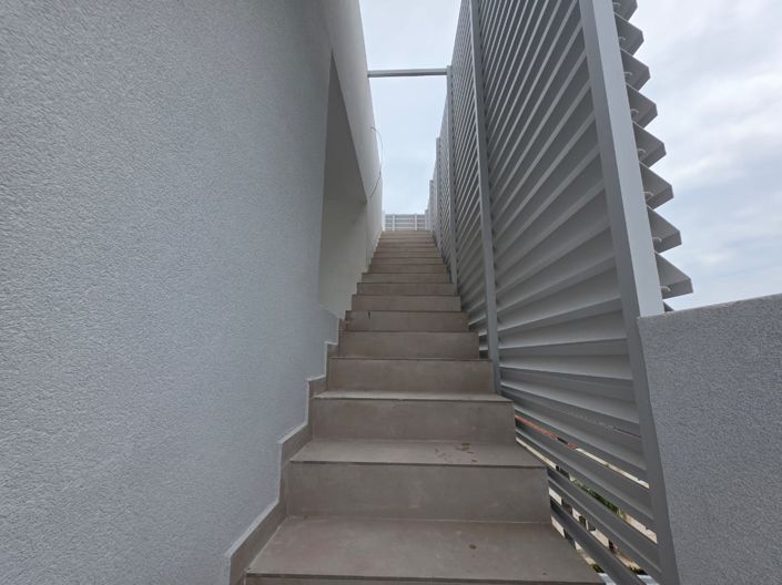 Image No.19-2 Bed Apartment for sale