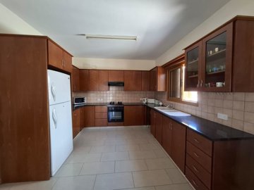 1-4-bed-villa-in-oroklini-9515-13