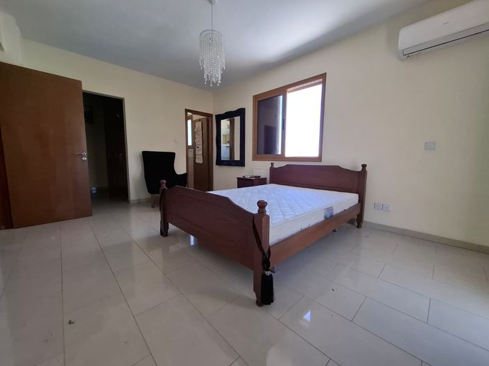 Image No.9-4 Bed Villa for sale