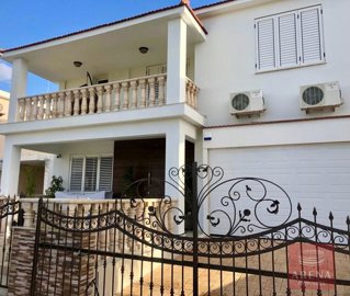 1-villa-in-oroklini-8421