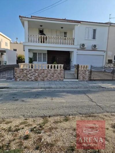 Image No.2-4 Bed Villa for sale