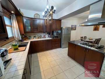 11-4-bed-villa-aradippou-7457