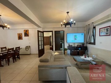 6-bed-villa-aradippou-7457