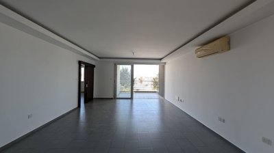 1-apt-in-meneou-9688-3