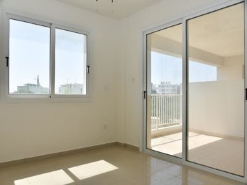 1-2-bed-apt-paralimni-9693-7