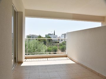 1-2-bed-apt-paralimni-9693-9
