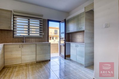 7-townhouse-in-liopetri-7714