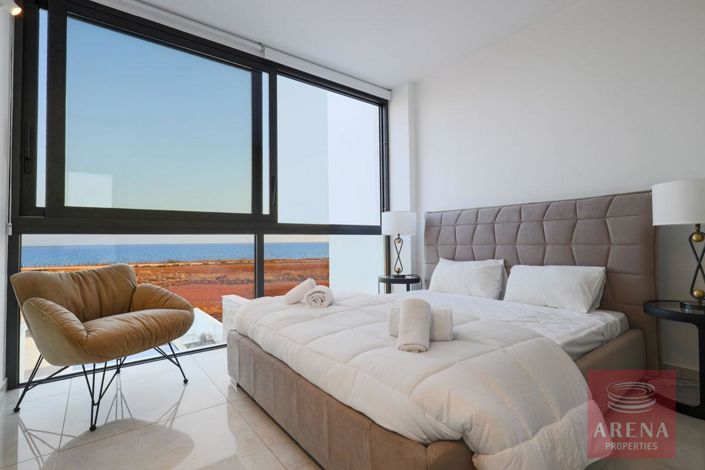 Image No.11-Villa de 5 chambres à vendre à Famagusta