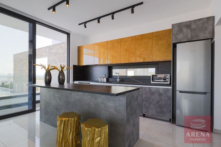 Image No.8-Villa de 5 chambres à vendre à Famagusta