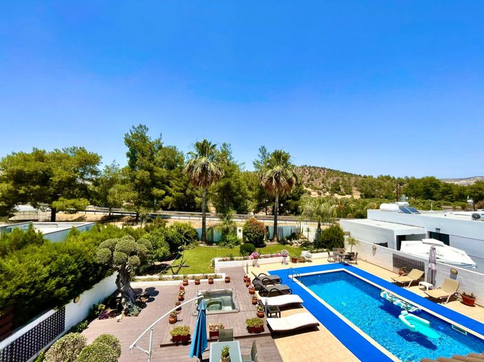 Image No.38-Villa de 4 chambres à vendre à Larnaca