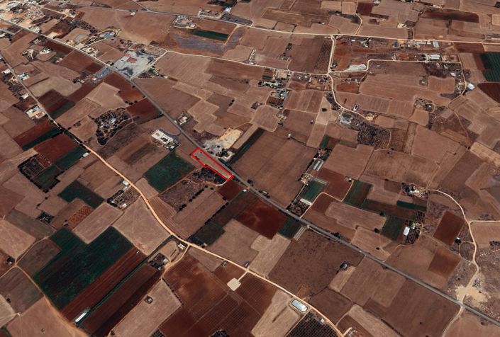 Image No.2-Terre à vendre à Famagusta