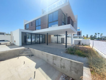 1-villa-in-protaras-9786-13
