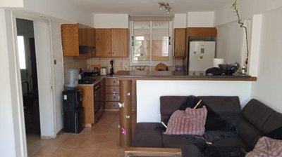 1-apt-livadia-9912-10