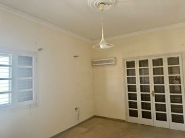 1-villa-in-faneromeni-9770-15
