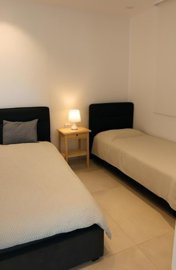 1-villa-in-protaras-10071-14