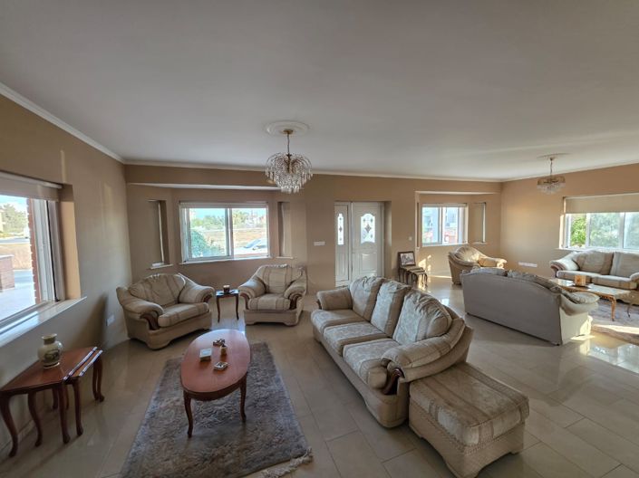 Image No.13-4 Bed Villa for sale