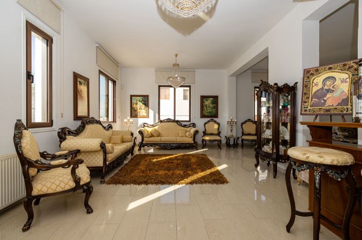 Image No.13-Villa de 4 chambres à vendre à Larnaca