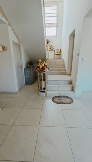 Image No.10-6 Bed Villa for sale