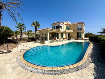 1-villa-ayia-napa-10149