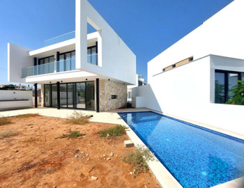 1-villa-protaras010196-2