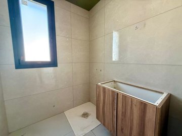 img-20250929-wa0100