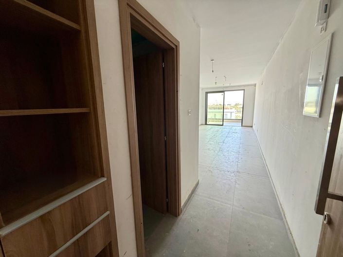 Image No.2-Appartement de 2 chambres à vendre à Larnaca