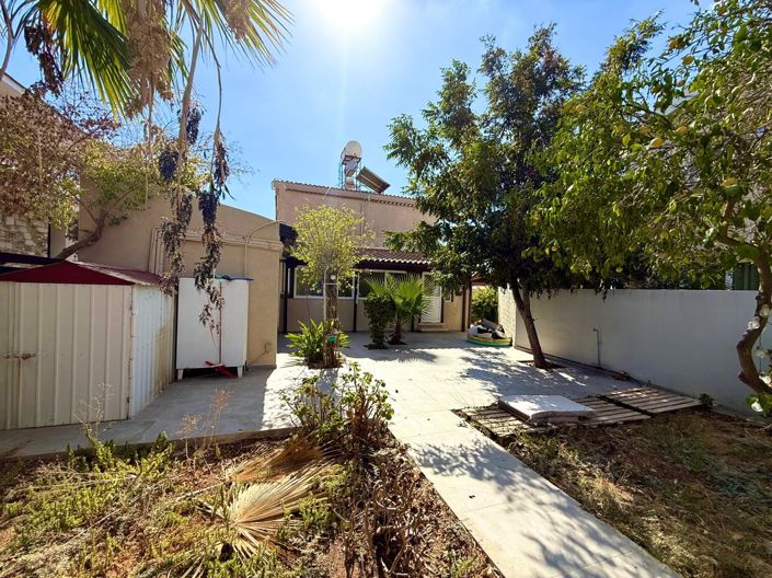 Image No.29-4 Bed Villa for sale