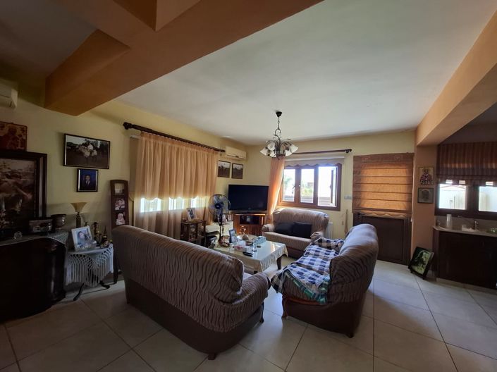 Image No.6-3 Bed Villa for sale