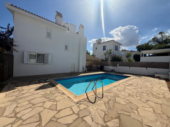 Image No.29-3 Bed Villa for sale